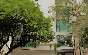 Condesa Suites